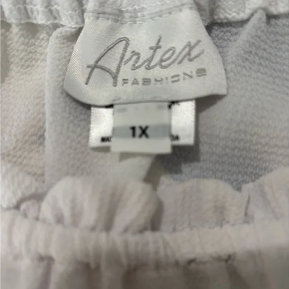 White Ruffle Sleeve Blouse - Picture 5 of 6